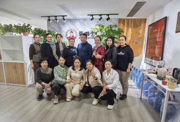AG九游會(huì )中醫技能培訓公益行助力健康與就業(yè)雙翼齊飛(圖2)